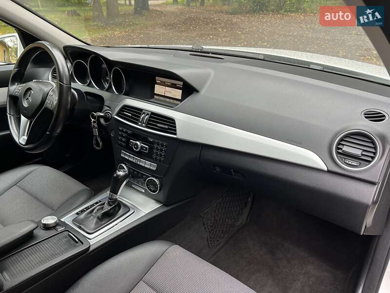 Седан Mercedes-Benz C-Class 2013 в Одесі