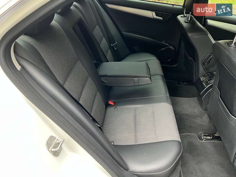Седан Mercedes-Benz C-Class 2013 в Одесі