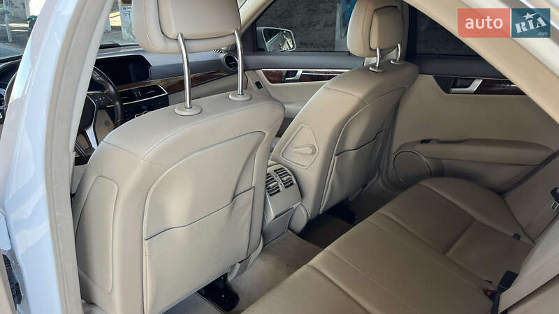 Седан Mercedes-Benz C-Class 2013 в Одесі