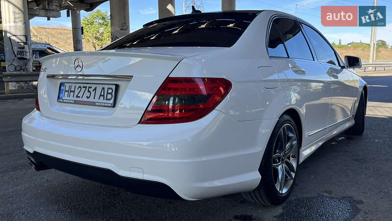 Седан Mercedes-Benz C-Class 2013 в Одесі