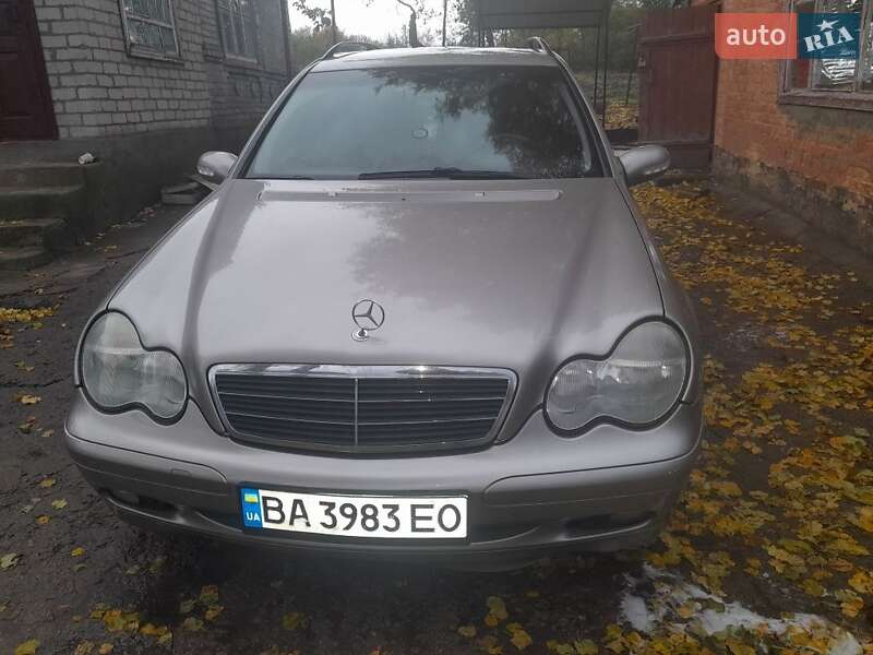 Универсал Mercedes-Benz C-Class 2002 в 