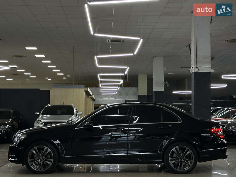 Седан Mercedes-Benz C-Class 2013 в Николаеве