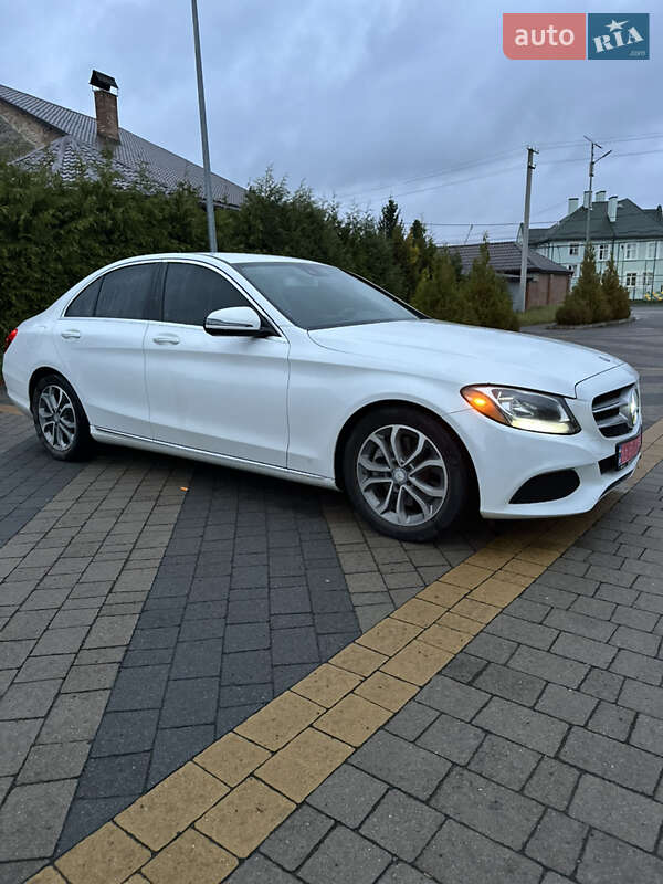 Седан Mercedes-Benz C-Class 2017 в Львове