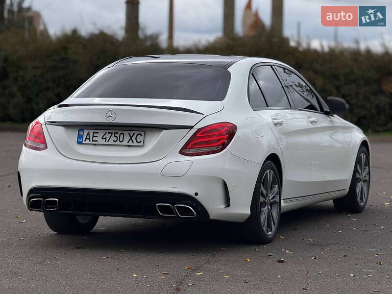 Седан Mercedes-Benz C-Class 2017 в Кривом Роге