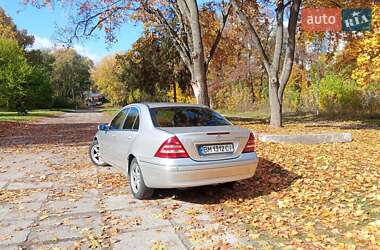 Седан Mercedes-Benz C-Class 2004 в 