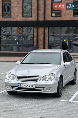 Седан Mercedes-Benz C-Class 2006 в 