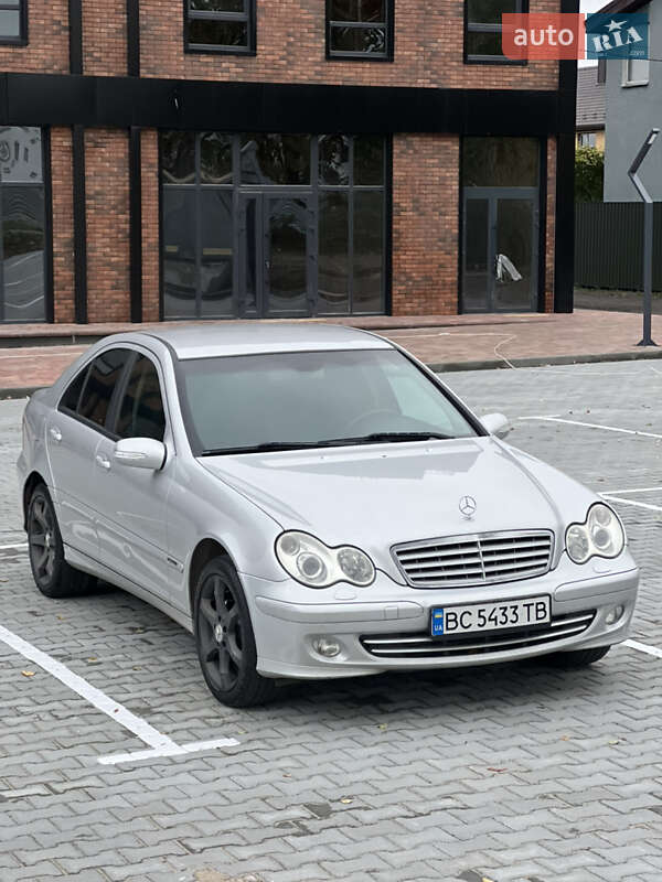 Седан Mercedes-Benz C-Class 2006 в Вінниці