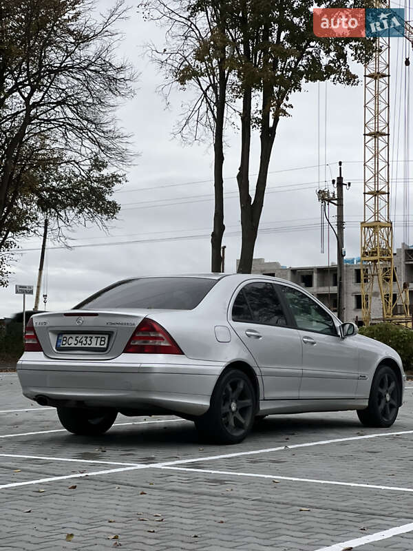 Седан Mercedes-Benz C-Class 2006 в Вінниці