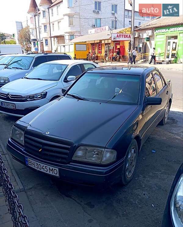 Седан Mercedes-Benz C-Class 1993 в Белгороде-Днестровском