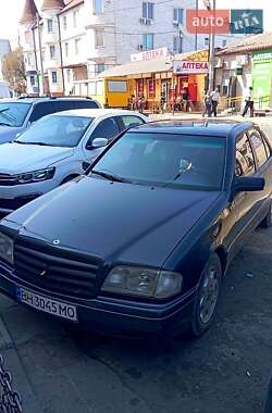 Седан Mercedes-Benz C-Class 1993 в 