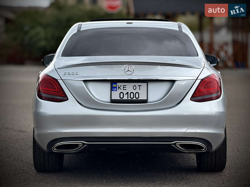 Седан Mercedes-Benz C-Class 2018 в Запорожье
