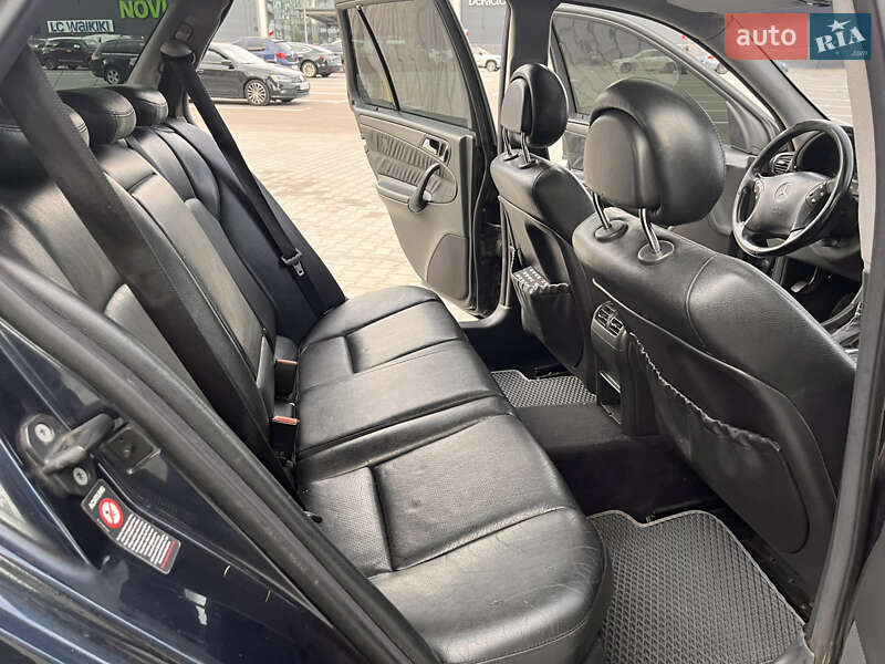 Универсал Mercedes-Benz C-Class 2001 в Киеве