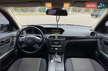 Седан Mercedes-Benz C-Class 2011 в 