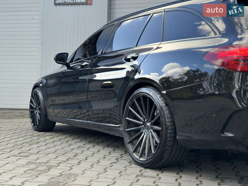 Універсал Mercedes-Benz C-Class 2014 в Хмельницькому