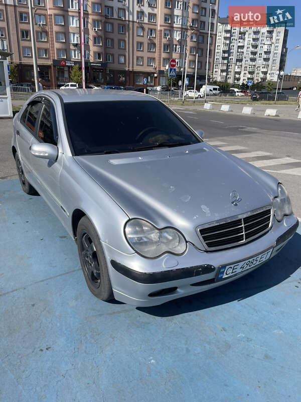 Седан Mercedes-Benz C-Class 2001 в 