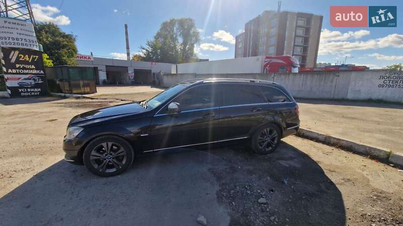 Універсал Mercedes-Benz C-Class 2008 в Києві фото 9 Універсал Mercedes-Benz C-Class 2008 в Києві