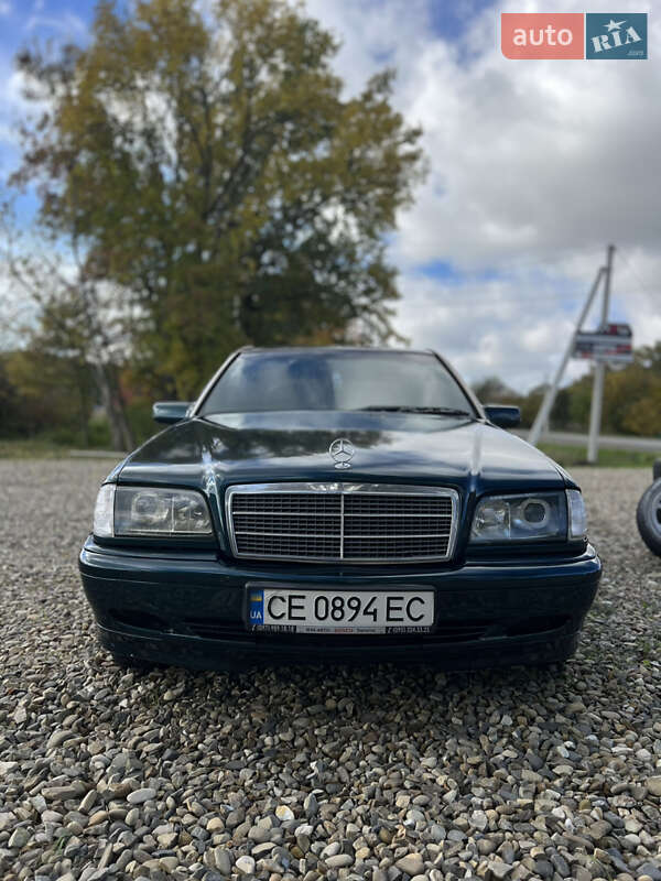 Седан Mercedes-Benz C-Class 1998 в Черновцах