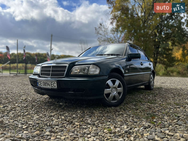 Седан Mercedes-Benz C-Class 1998 в Черновцах