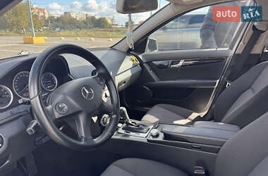 Седан Mercedes-Benz C-Class 2009 в 