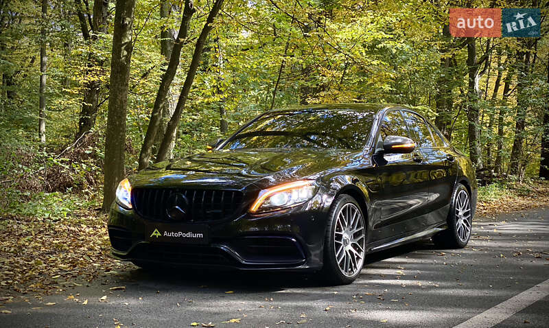 Mercedes-Benz C-Class 2019