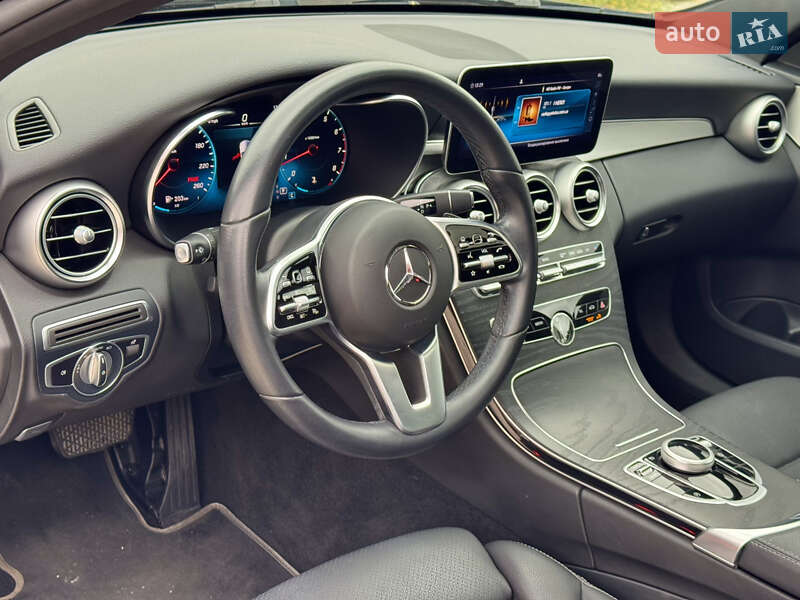 Седан Mercedes-Benz C-Class 2021 в Киеве