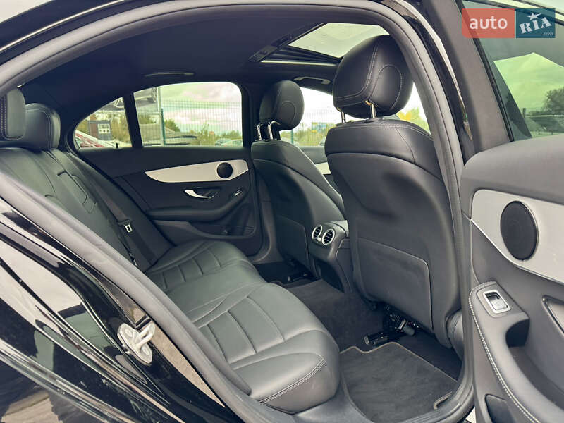 Седан Mercedes-Benz C-Class 2021 в Киеве
