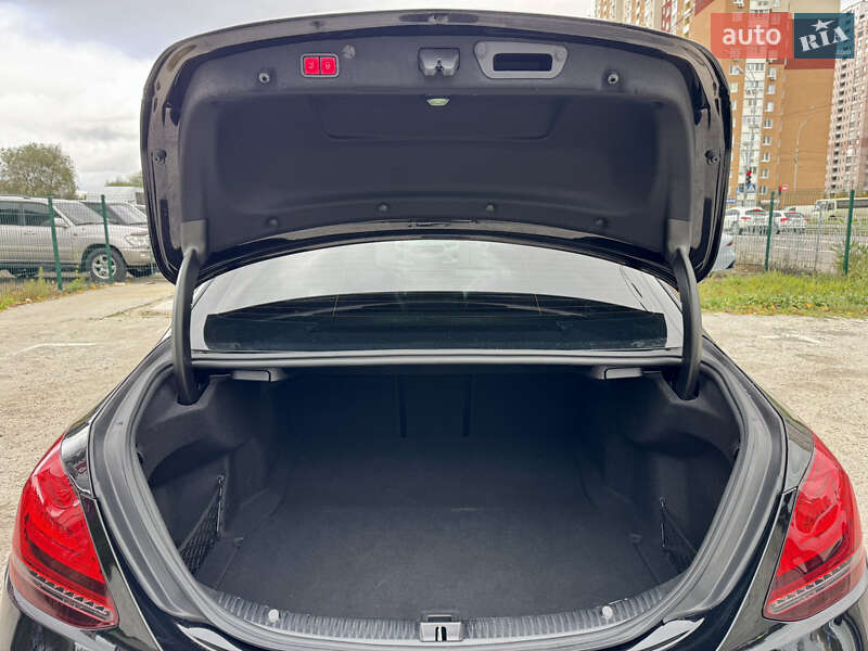 Седан Mercedes-Benz C-Class 2021 в Киеве