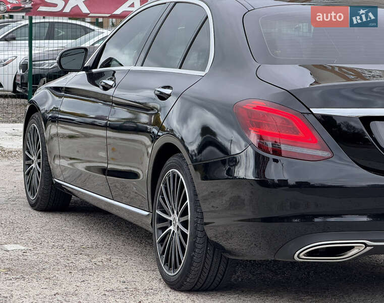 Седан Mercedes-Benz C-Class 2021 в Киеве