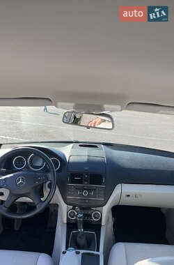 Седан Mercedes-Benz C-Class 2008 в 