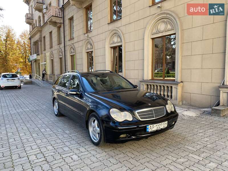 Mercedes-Benz C-Class 2003