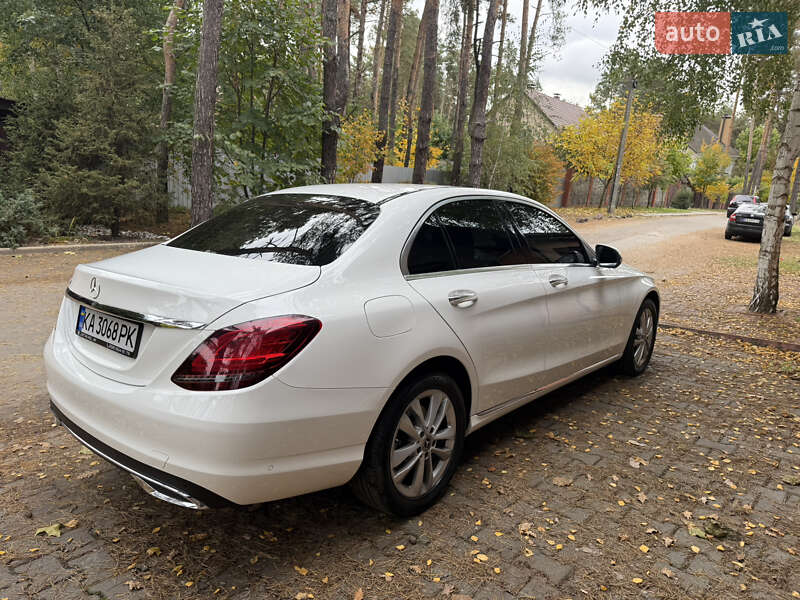 Седан Mercedes-Benz C-Class 2018 в Києві