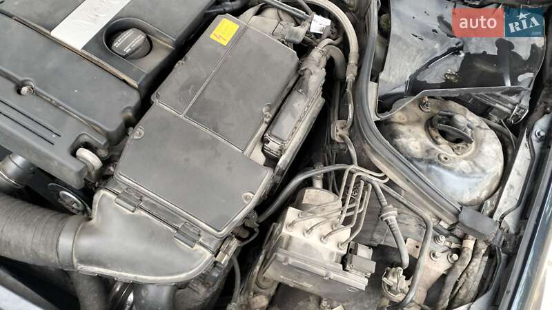 Седан Mercedes-Benz C-Class 2004 в Новій Одесі