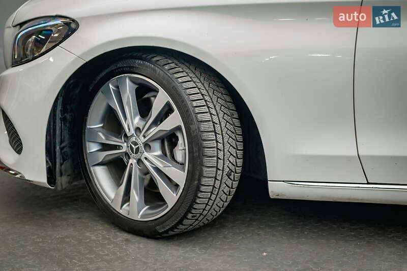 Седан Mercedes-Benz C-Class 2017 в Києві фото 9 Седан Mercedes-Benz C-Class 2017 в Києві