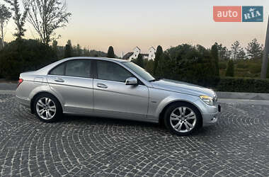Седан Mercedes-Benz C-Class 2009 в 