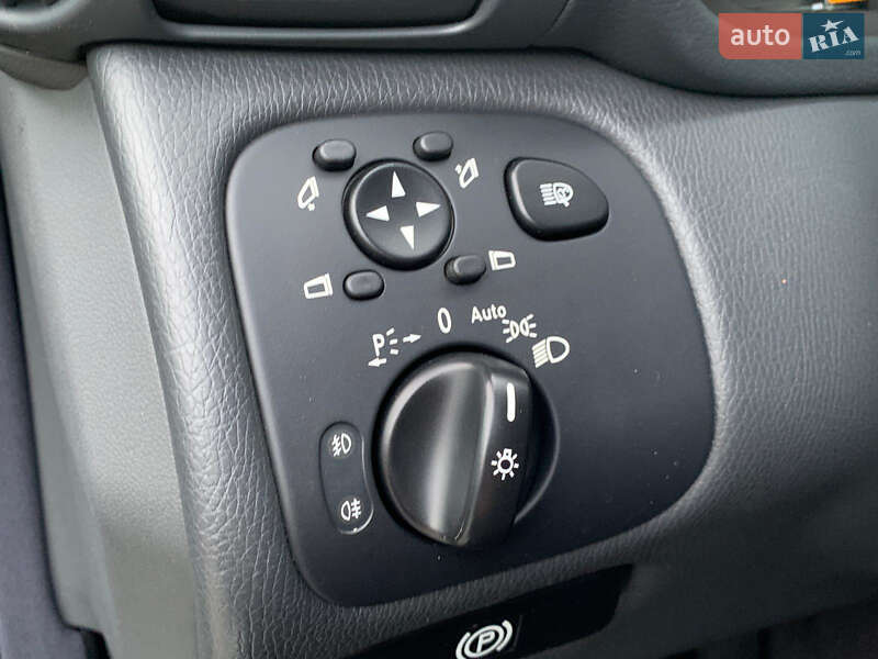 Седан Mercedes-Benz C-Class 2003 в Нестерварке фото 29 Седан Mercedes-Benz C-Class 2003 в Нестерварке