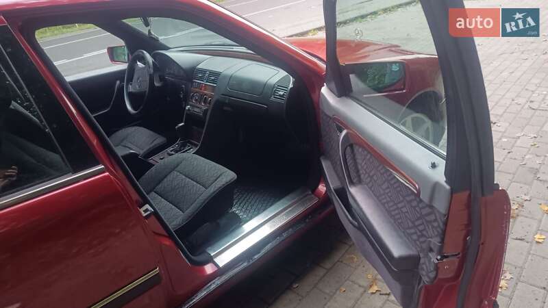 Седан Mercedes-Benz C-Class 1994 в Кременці фото 7 Седан Mercedes-Benz C-Class 1994 в Кременці