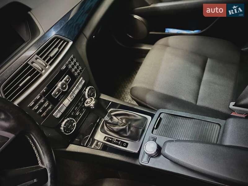 Седан Mercedes-Benz C-Class 2013 в Макарове