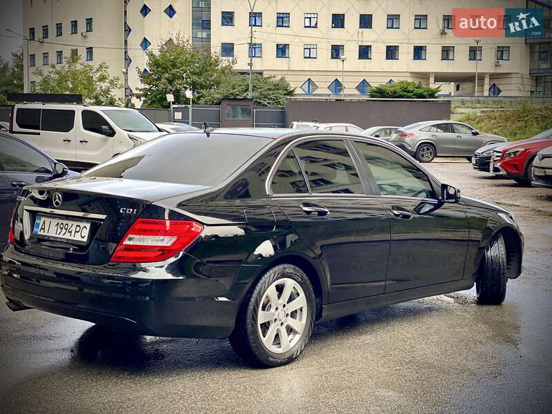 Седан Mercedes-Benz C-Class 2013 в Макарове