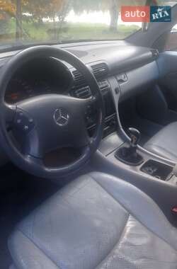 Седан Mercedes-Benz C-Class 2000 в 