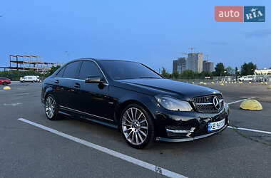 Седан Mercedes-Benz C-Class 2011 в 