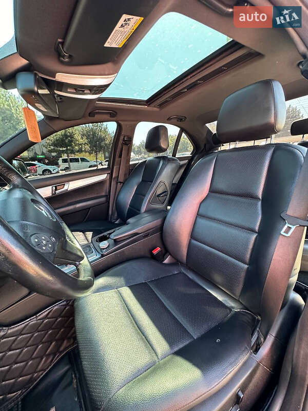 Седан Mercedes-Benz C-Class 2007 в Одесі