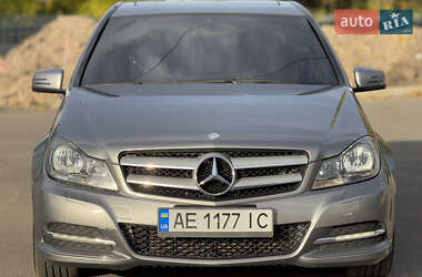 Седан Mercedes-Benz C-Class 2012 в 
