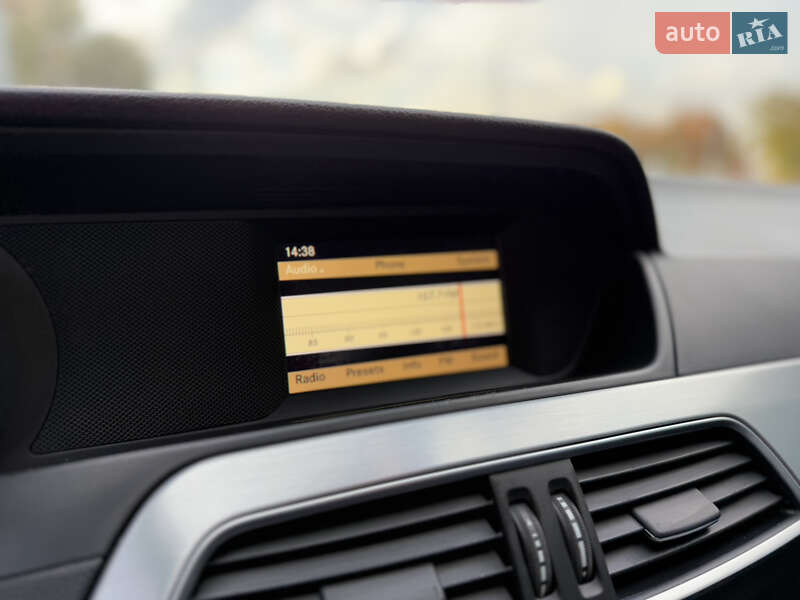 Седан Mercedes-Benz C-Class 2012 в Днепре