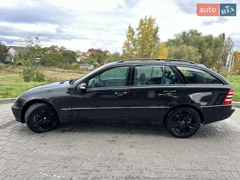 Універсал Mercedes-Benz C-Class 2003 в Києві