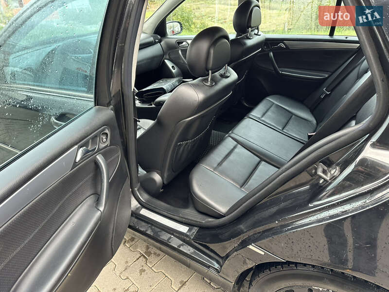 Універсал Mercedes-Benz C-Class 2003 в Києві