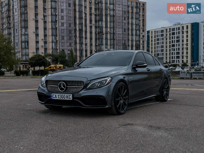 Седан Mercedes-Benz C-Class 2018 в Черкасах