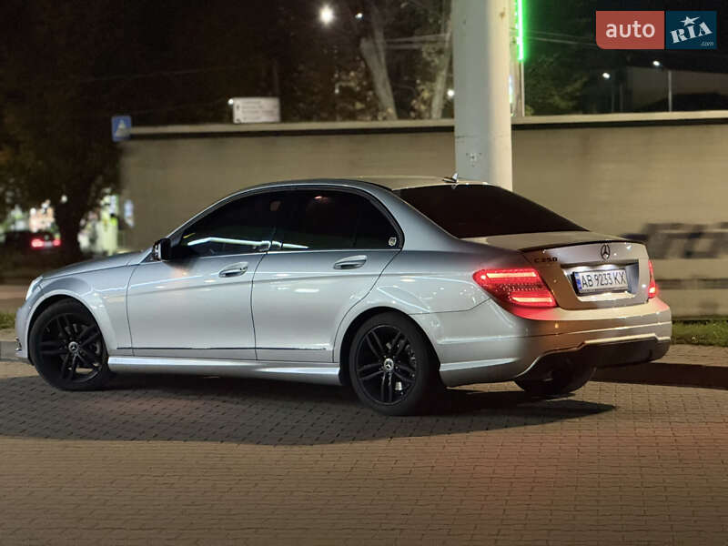 Mercedes-Benz C-Class 2012