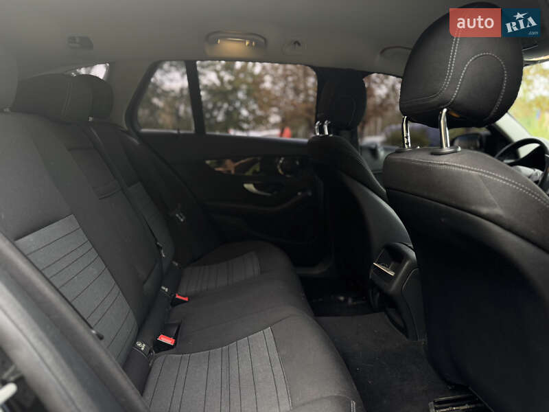 Универсал Mercedes-Benz C-Class 2015 в Киеве