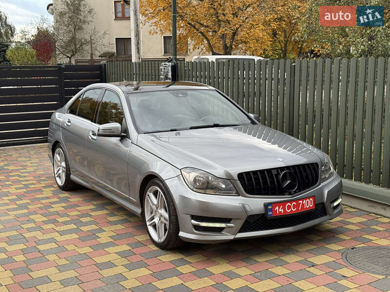 Седан Mercedes-Benz C-Class 2013 в Ивано-Франковске
