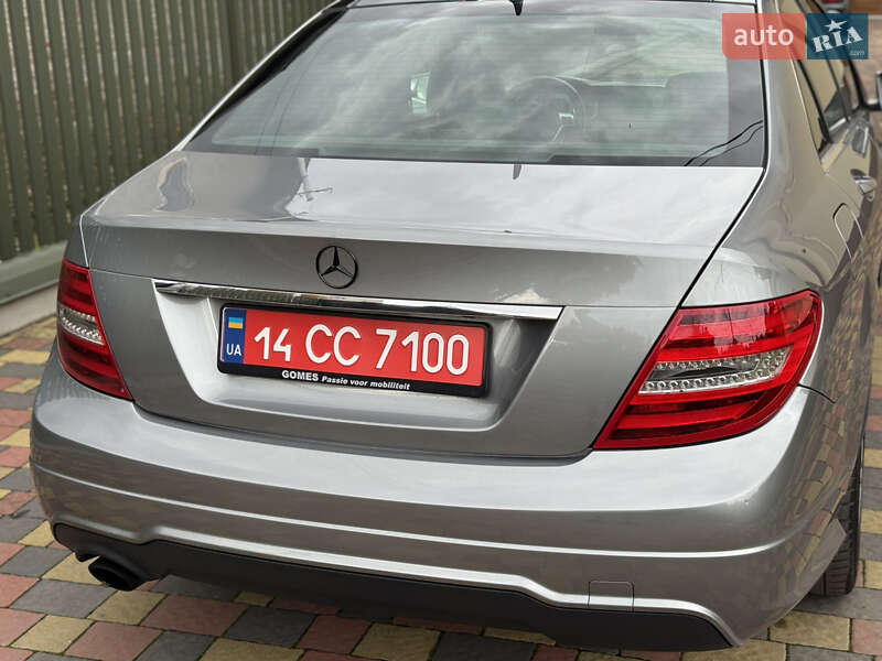 Седан Mercedes-Benz C-Class 2013 в Ивано-Франковске